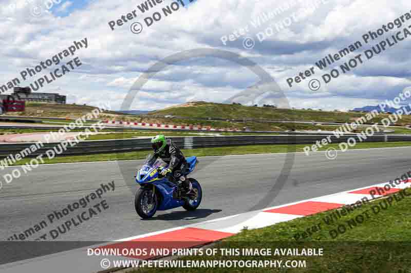 cadwell no limits trackday;cadwell park;cadwell park photographs;cadwell trackday photographs;enduro digital images;event digital images;eventdigitalimages;navarra;no limits trackdays;peter wileman photography;racing digital images;trackday digital images;trackday photos